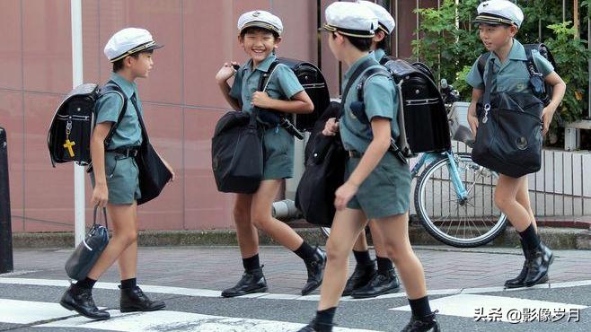 学校定制校服很好看但家长不同意,学校校服定制怎么跟家长说