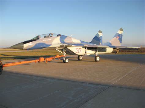 澳大利亚f18大黄蜂,f-18超级大黄蜂数量200架