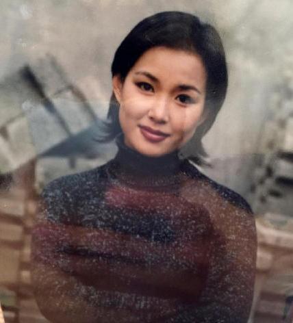 李静创业故事视频播放,李静谈女强人的心酸