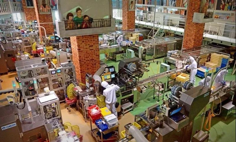 一年卖一个亿的糕点,一年可以卖一百万的小吃