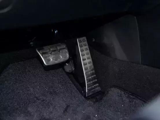 起亚k5最值得买哪一年,起亚k5到底经历了什么