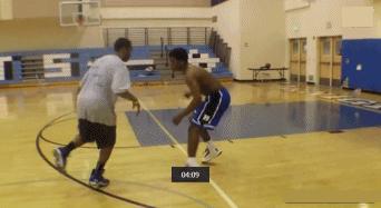 每日一招假转身,一分钟教你学会走位