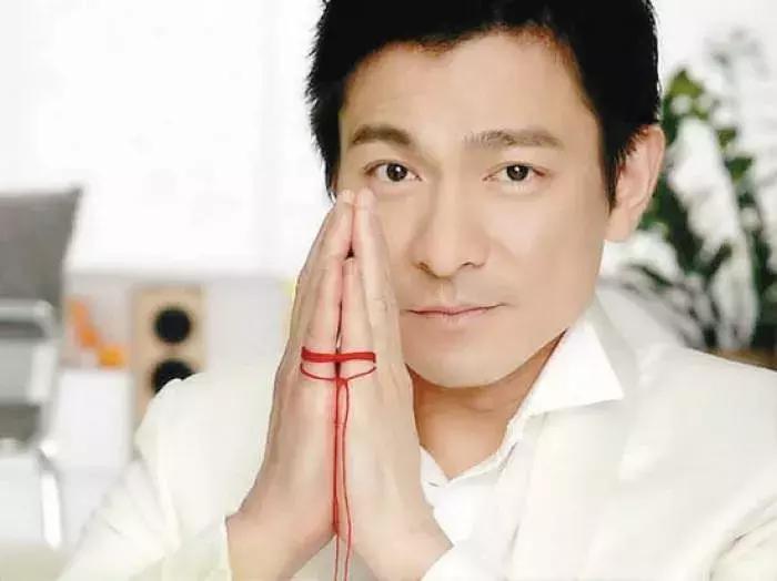 一首17岁歌曲,十七岁歌曲香港