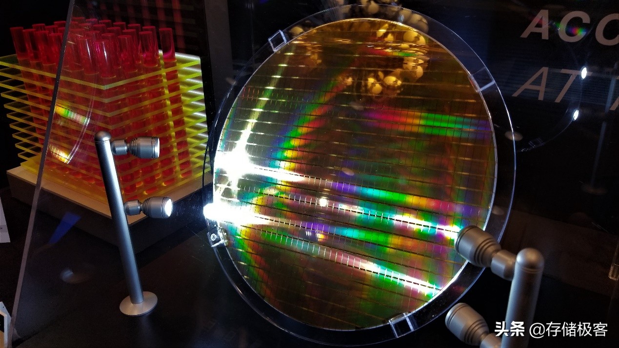 电脑硬盘经历了几代了,电脑硬盘发展史