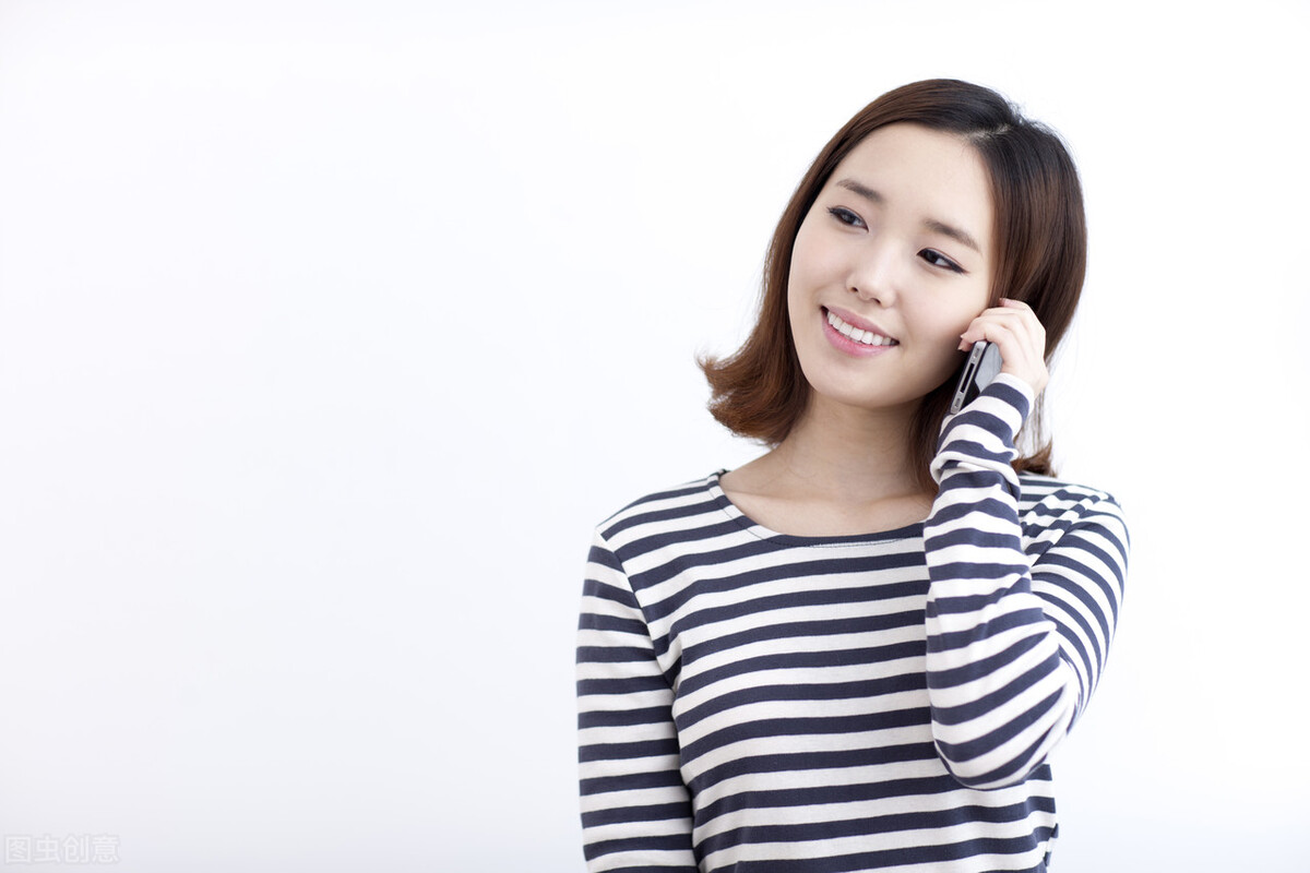 有人敲门开水开了电话响了,有人敲门电话响了