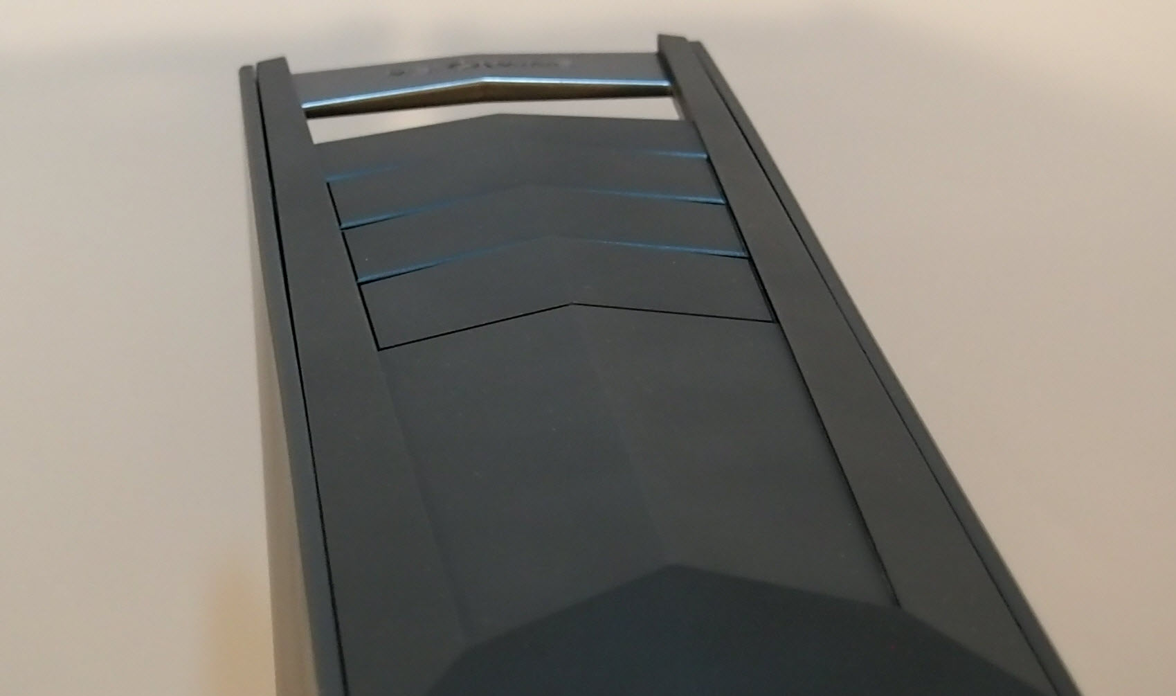 小体量能否撼动新游戏?宙斯盾3测试《全境*锁封**2》