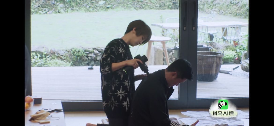 运动过度肌肉酸痛冷敷还是热敷,运动过度导致肌肉拉伤怎么恢复