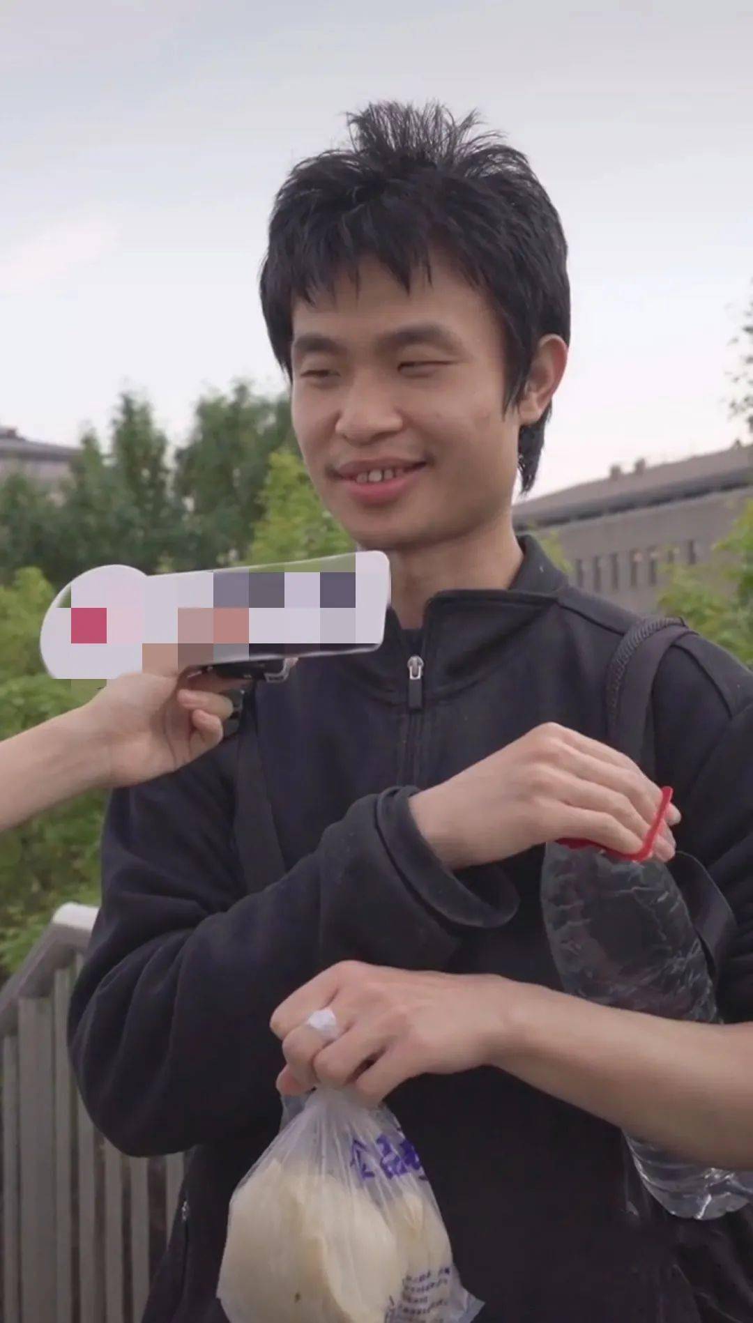 天才韦神最新视频,韦神不懂人情世故回应