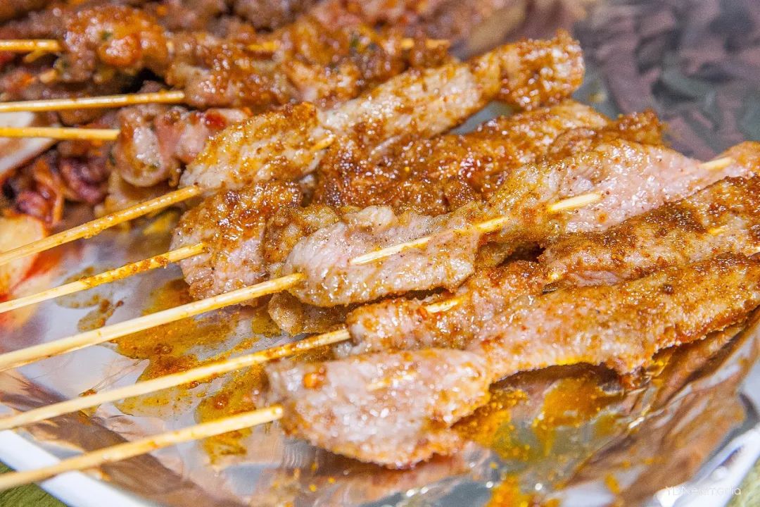 武汉人，等摘下口罩，我们一起去吃这50家店好吗？