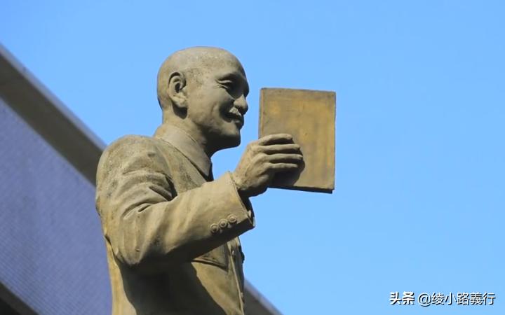 百年一遇的天才、鬼才、异才——怀念“亚洲至宝”漫画家郑问