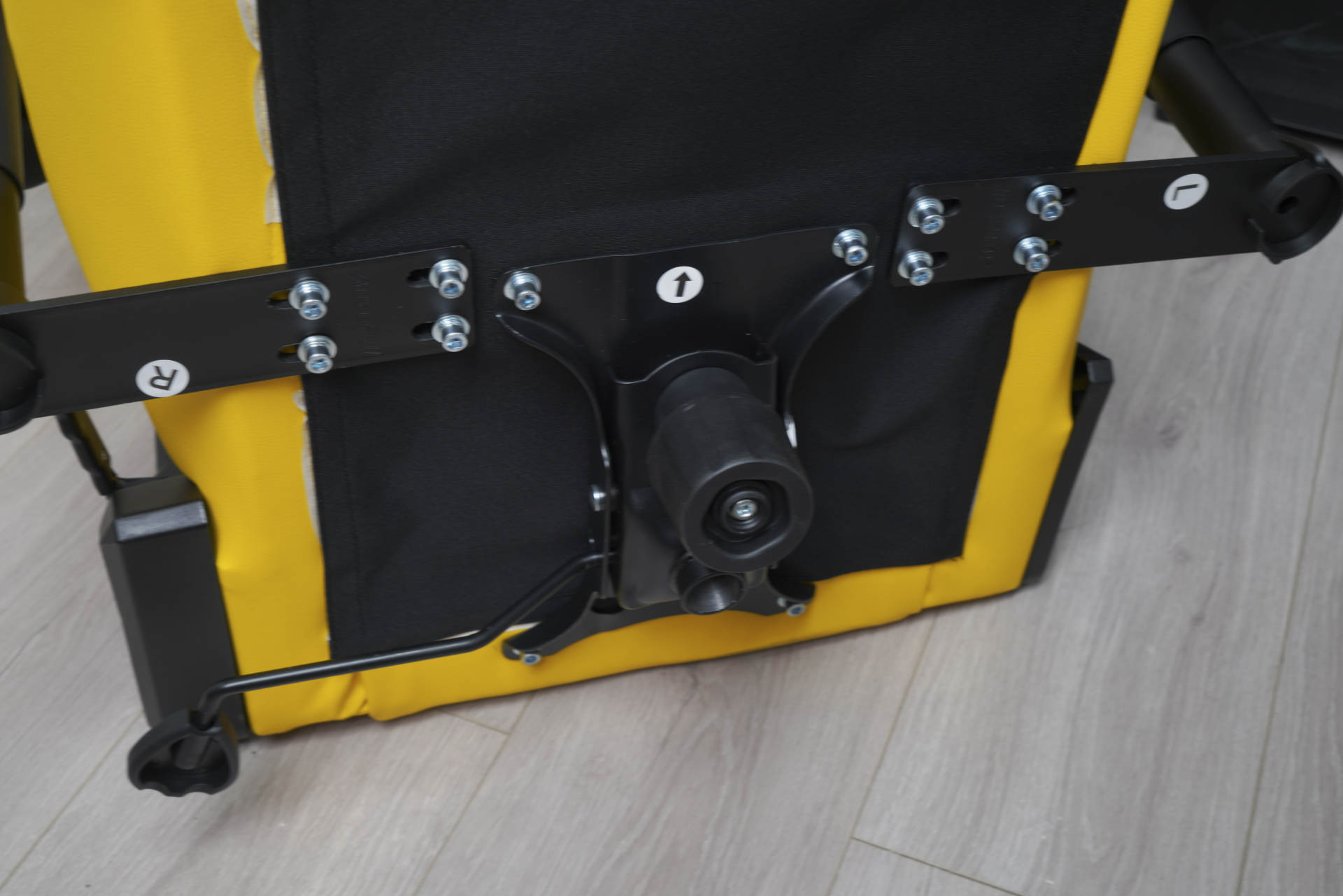 傲风皮卡丘电竞椅多少钱,傲风电竞椅皮卡丘2.0