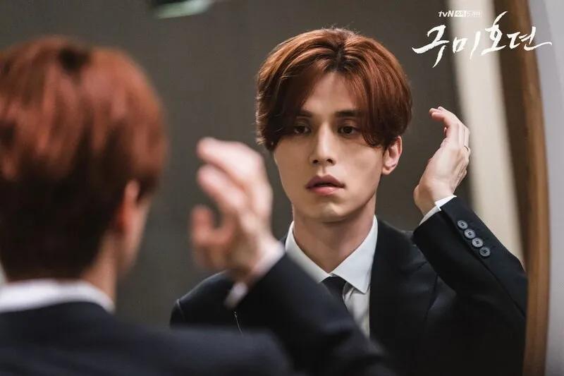 哪个男星演的狐狸精好看,长相最像狐狸精的演员