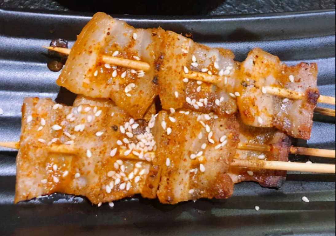 烧烤店什么肉不能造假,烧烤店牛肉串造假