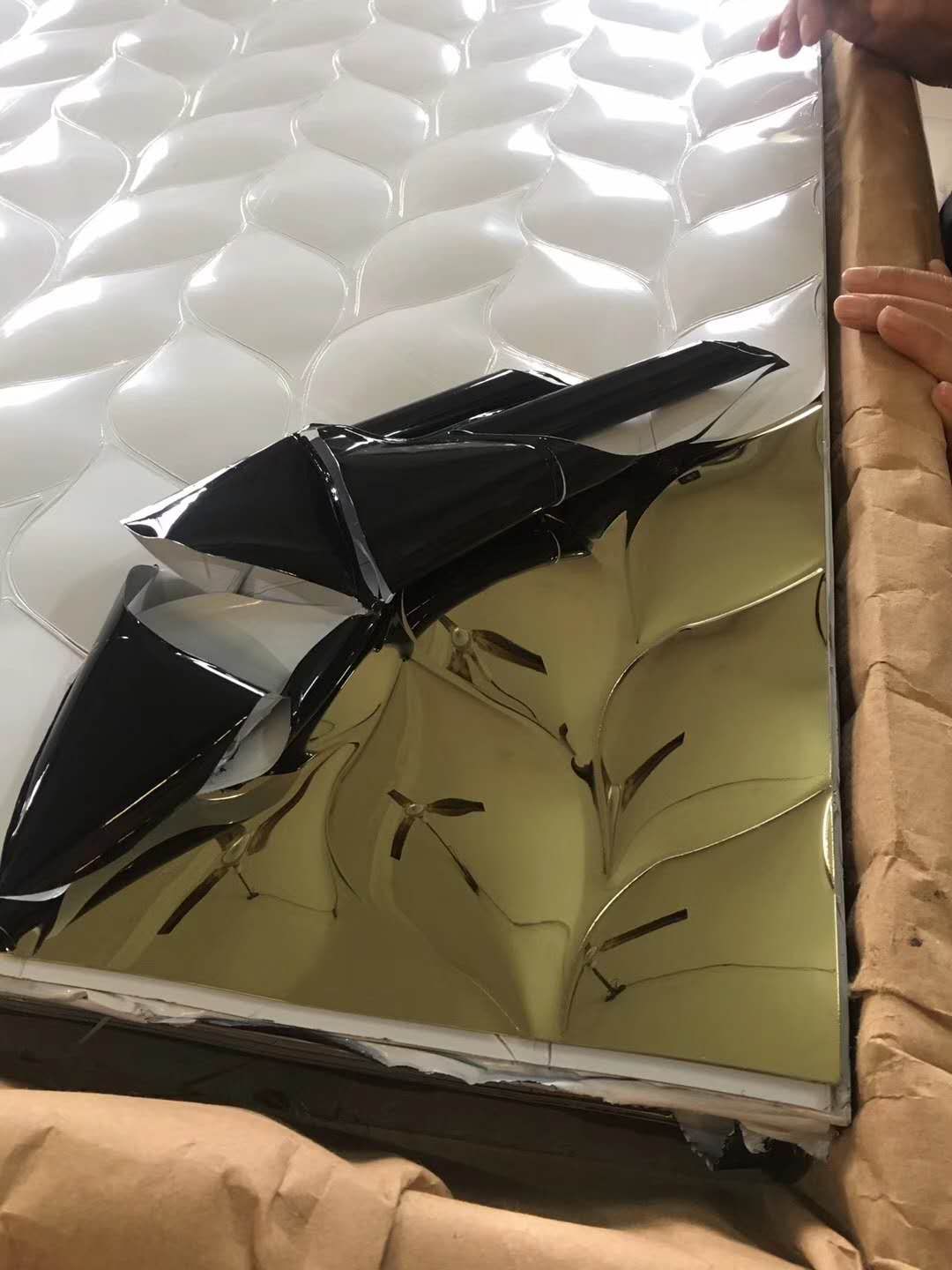 水波纹不锈钢波浪板造型,水波纹波浪板装饰墙