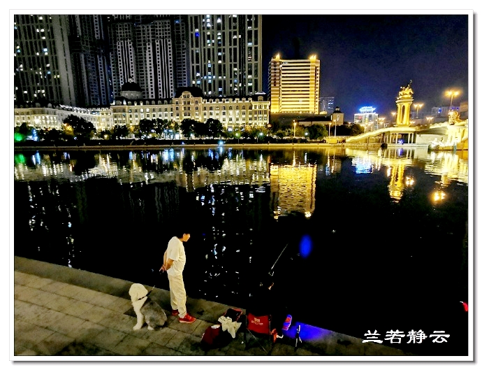 夜幕下的天津海河,美爆了