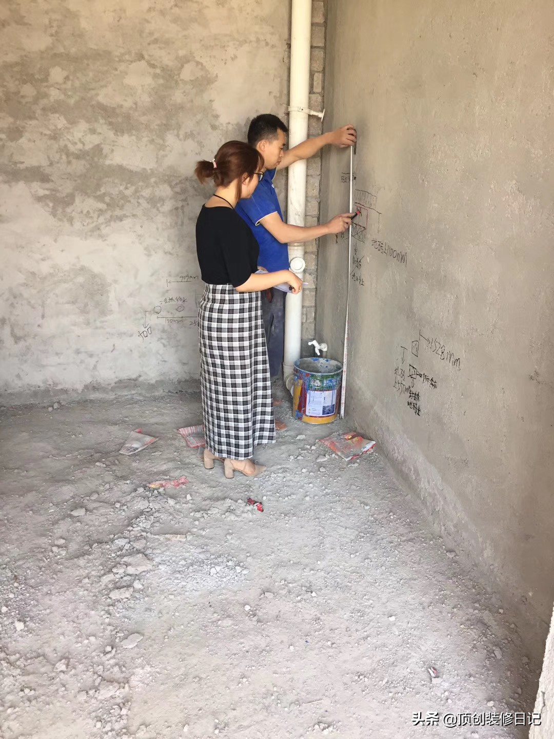 128平现代轻奢实景,128平轻奢风格效果图