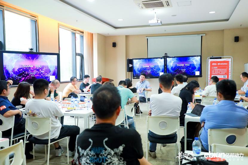 vt美妆旗舰店直播,vt彩妆套装