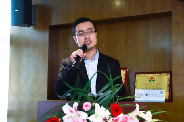 中国汽车金融发展共同体与神马专车达成百亿元战略合作与多家租赁行业协会携手构建汽车金融行业新生态