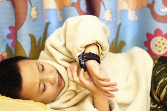 小寻AI学习手表MAXPro全场景评测：戴在手腕上的百科全书