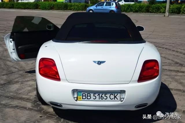 3万块的二手车爆改成300万宾利，这是真正的撩妹神器