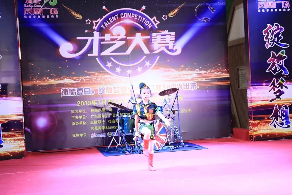 最新直击！翔顺凤凰广场才艺大赛海选火热进行中，你上镜了吗？