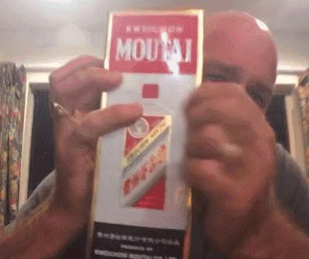 老外觉得茅台酒贵吗,老外觉得茅台好喝还是五粮液好喝