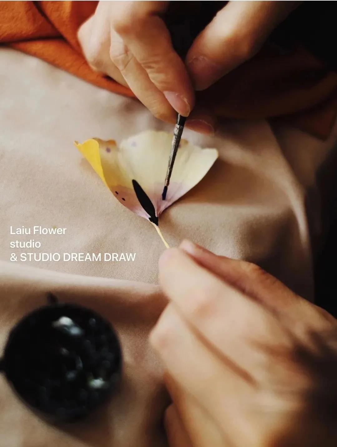 银杏叶咋做玫瑰花,银杏叶怎么做玫瑰花