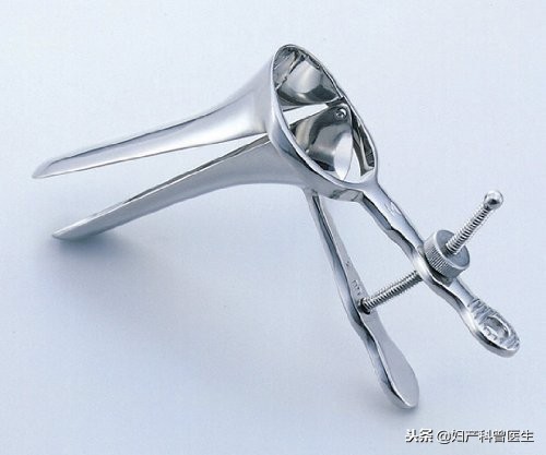 “医生，你慢点、轻点，我疼啊”，妇科内检作用大，疼也要忍一下