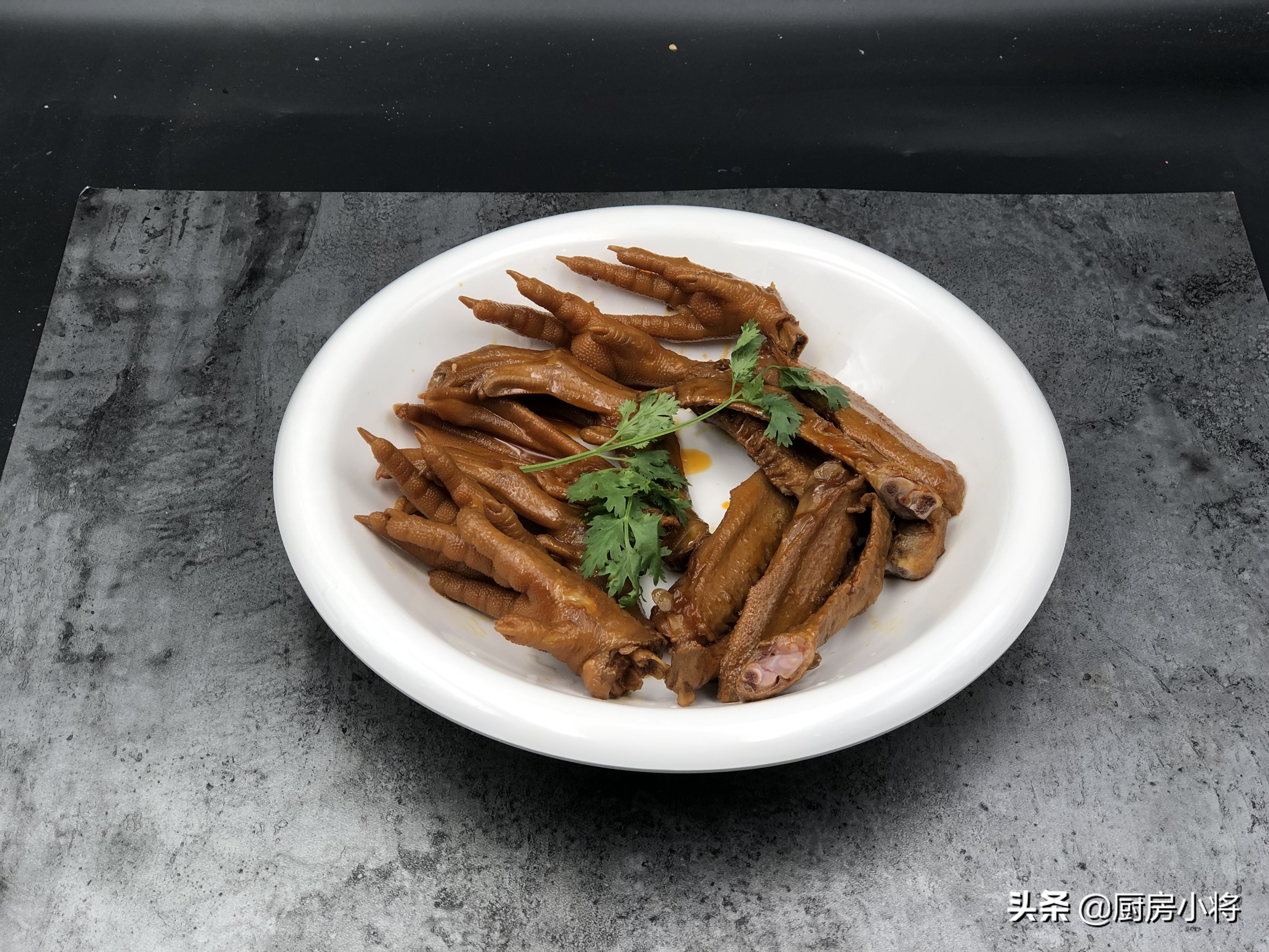 现在摆摊最赚钱最好卖的是什么,摆摊摆摊卖什么小吃好卖又赚钱