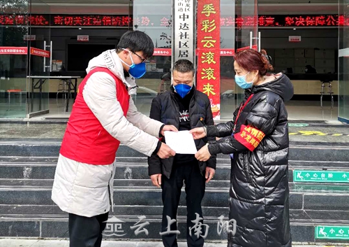 社区党建联盟防控疫情工作,群防群治筑牢基层疫情防控堡垒