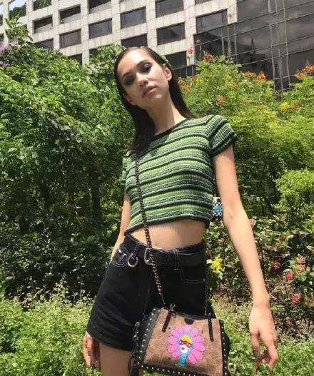 鬼马风格日本模特Kiko,是怎样撩到时尚领导者GD的