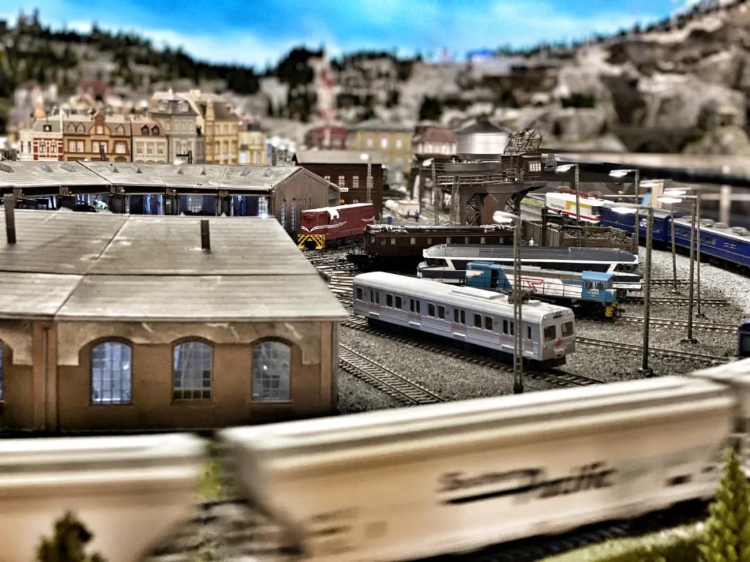 鍗佸ぇ鐑棬浜插瓙涔愬洯娣卞湷,鏂ヨ祫涓や嚎鐨勬父涔愬洯