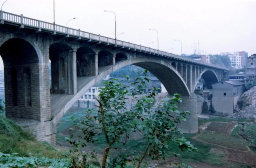 中铁四局辉煌历程,中铁八局一公司和三公司差距