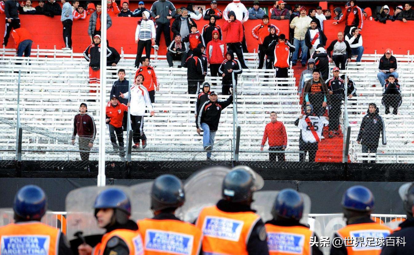 足坛十大豪门耻辱惨败,百年豪门降级