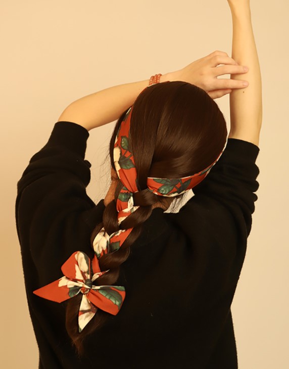 丸子头的简单扎法马尾辫,马尾辫的各种扎法简单方法