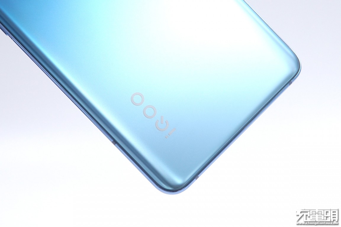 vivoiqooneo5充电,iqoo5支持66w快充