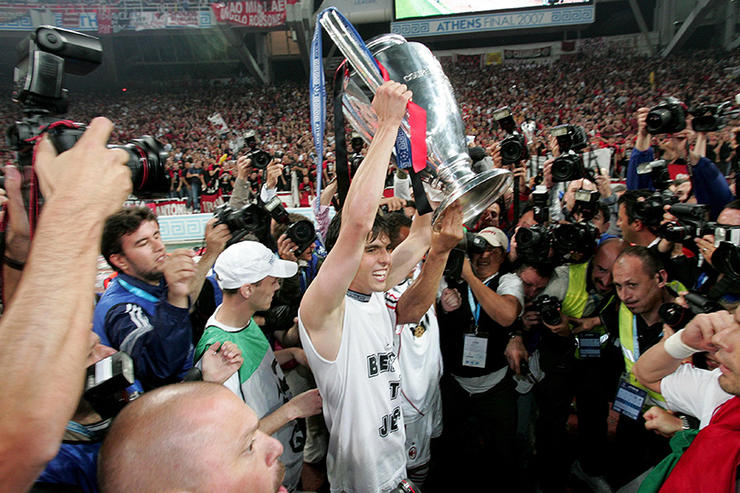 谁是21世纪最伟大的足球运动员,世界上最伟大的前50名足球运动员