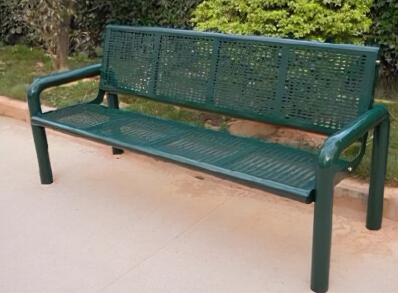 建一个篮球场半场价格,建一个篮球场最低需要多少钱