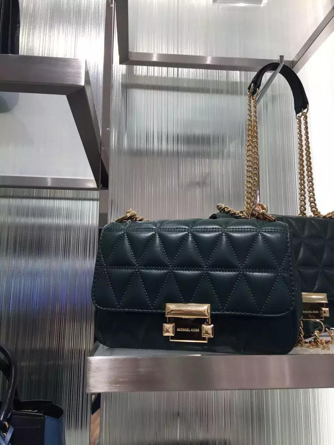 正品mk包包一般价格最新款,免税店mk的包包价格