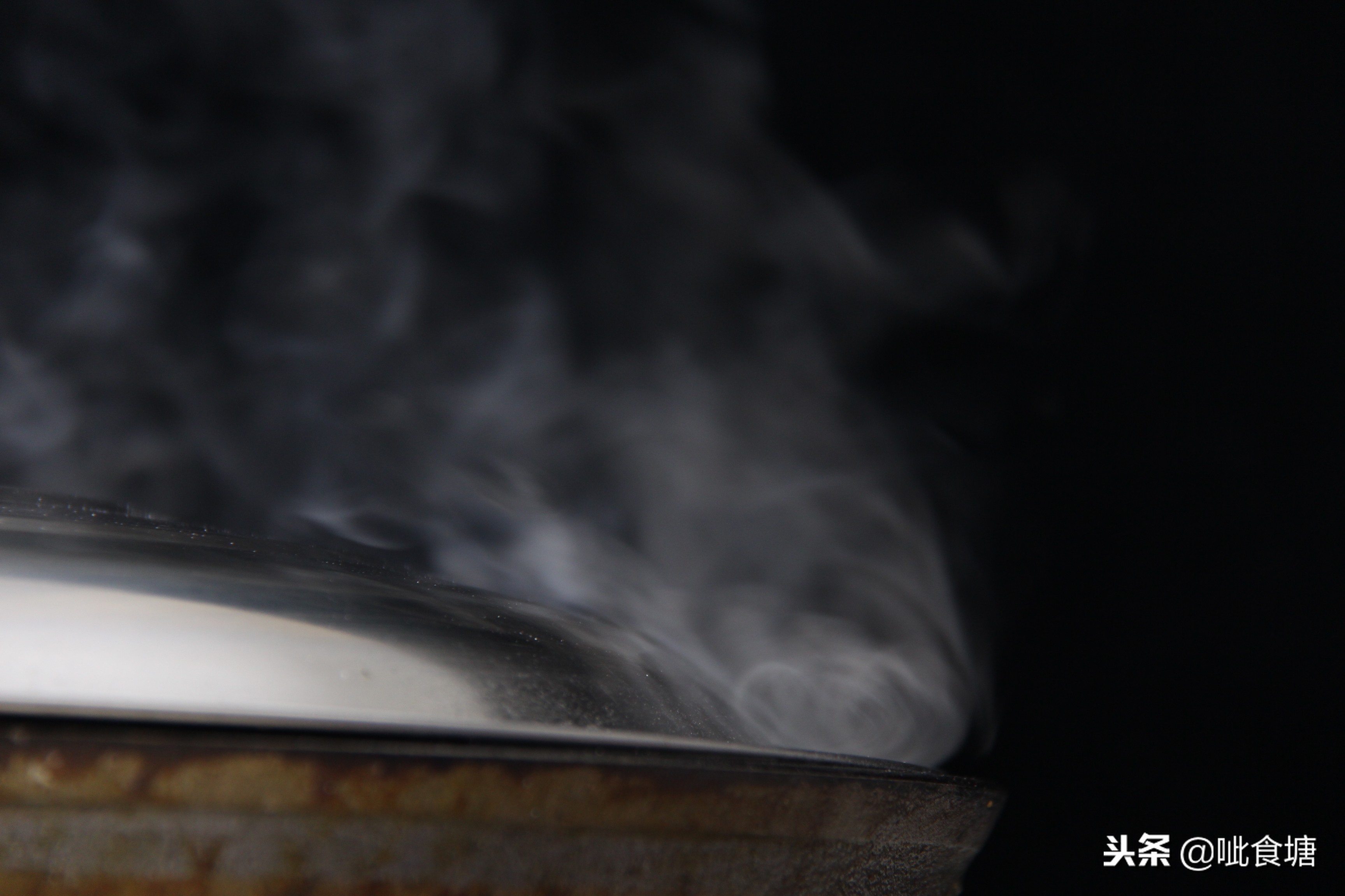 四喜丸子与红烧狮子头的区别,四喜丸子红烧狮子头是炖还是蒸