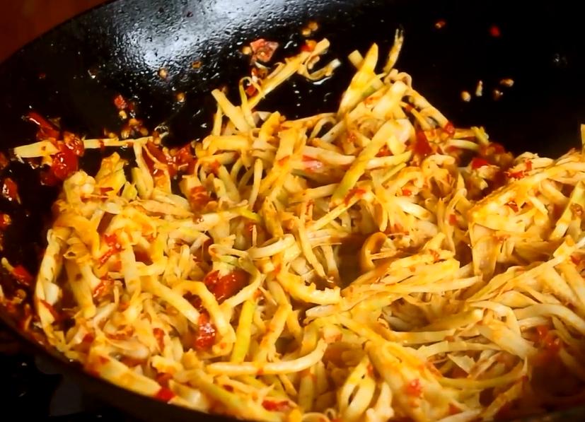 竹笋刮油,新鲜竹笋怎么做好吃又简单