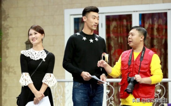 大闹火车站艺人道歉新闻,女明星大闹火车站事件