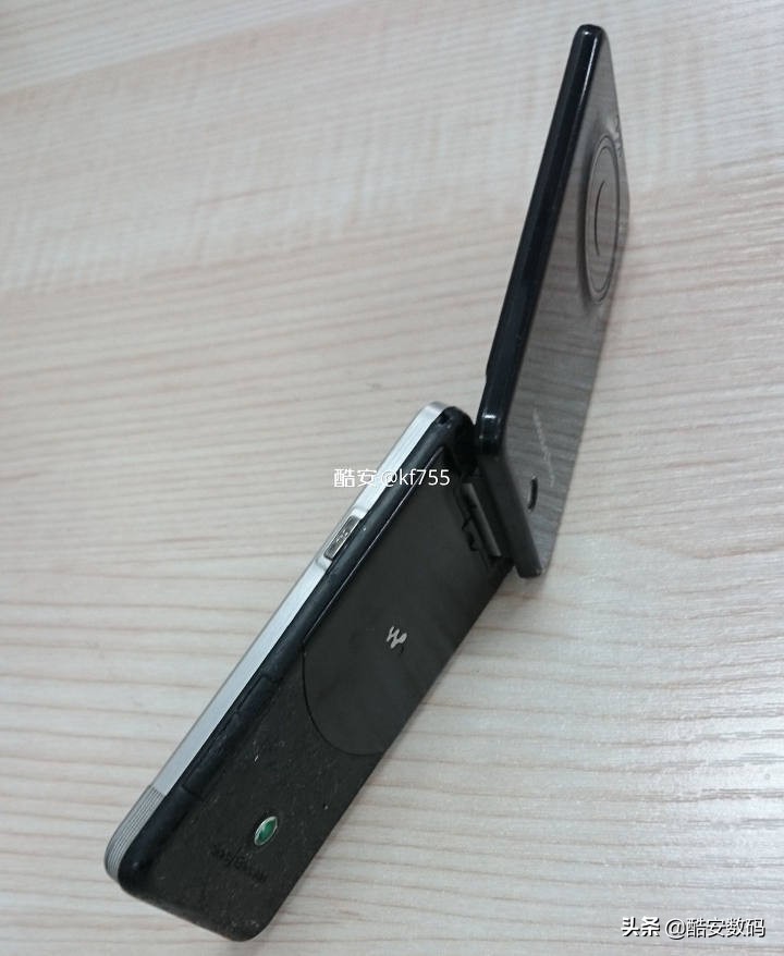 索爱walkman翻盖,索尼爱立信walkman翻盖