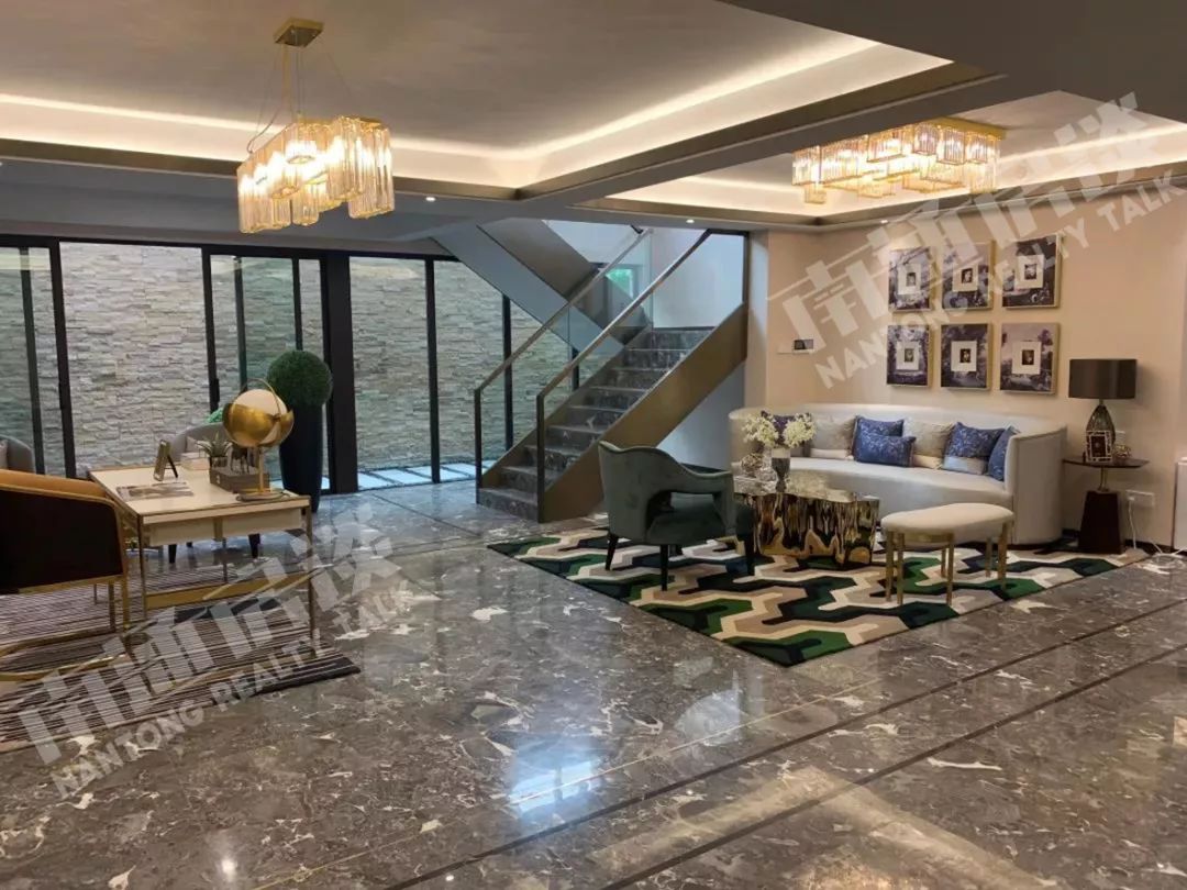 毛坯均价仅1w起的楼盘,高端楼盘与刚需楼盘对比