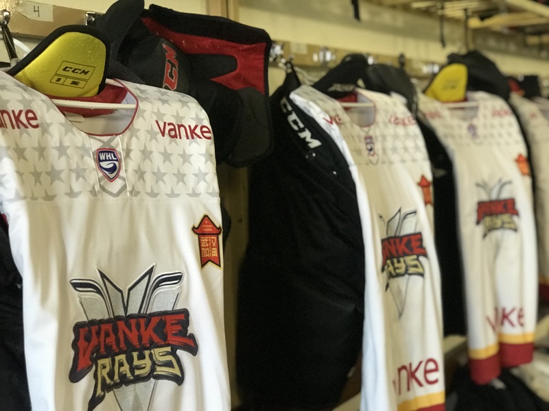 中国女子冰球队深圳队,中国女子冰球队获得首胜