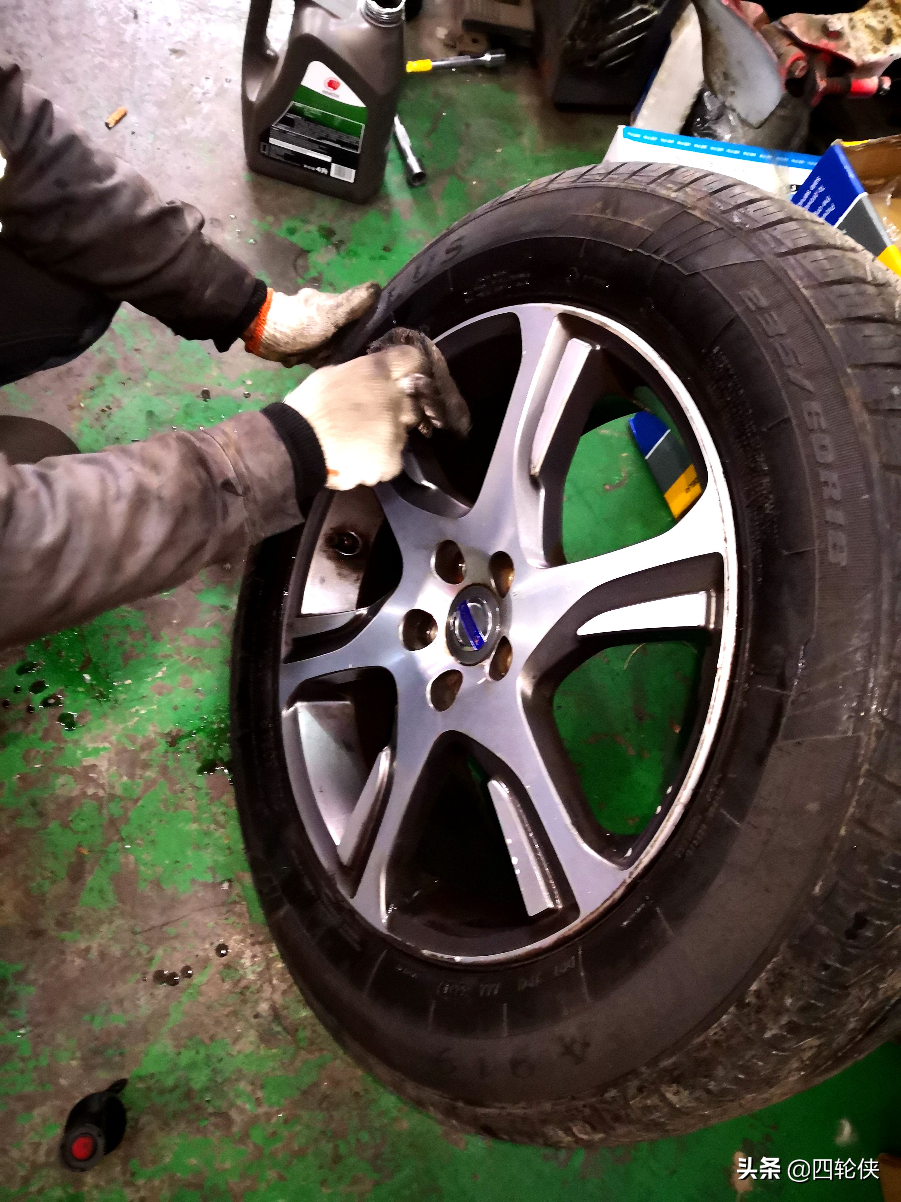 11款沃尔沃xc60外球笼套更换,沃尔沃xc60更换球笼套