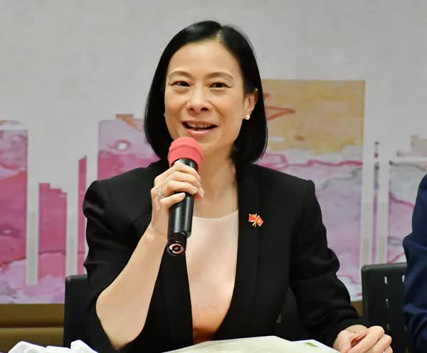 「商报分享」政商贤达齐挺：国安法是定海神针令明珠尘尽光生