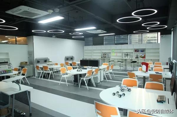 中小学创客教室建设方案,中小学创客教室设备配置方案咨询