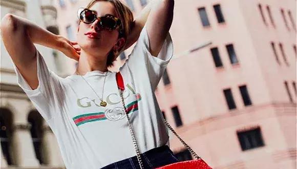 几十块钱的t恤和几万元的衣服,几十和几千t恤差别