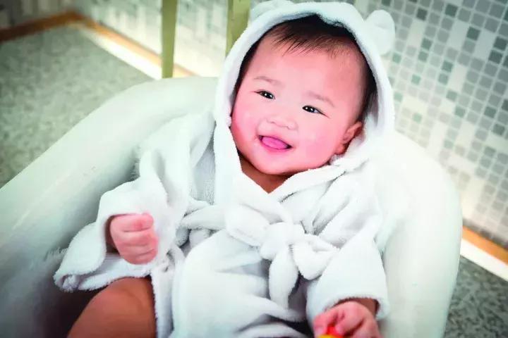 宝宝肌肤怎么护理,宝宝皮肤保养小技巧